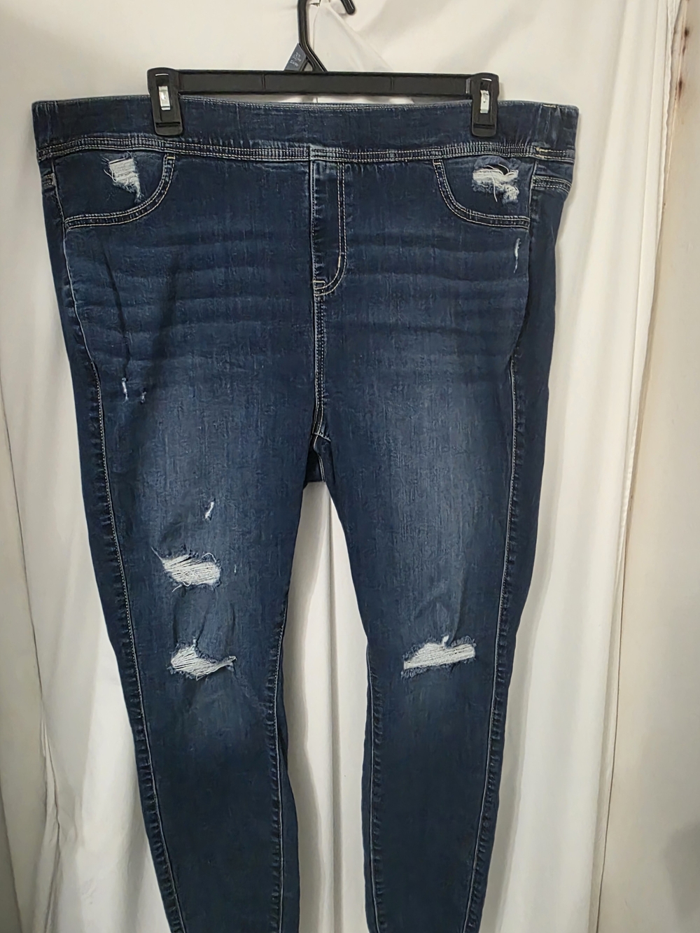 Torrid Dark Wash Distressed Women’s Jeans - Blue 3R